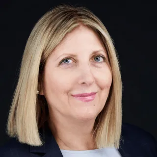  Lawyer Carrie Hurtik