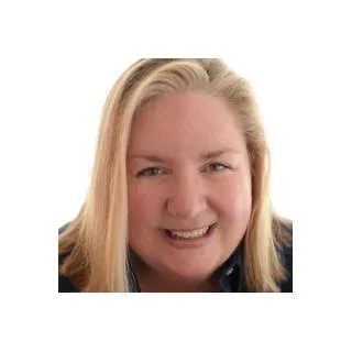  Lawyer Leisa M. Richards