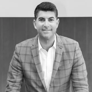  Lawyer Michael J. Bramnick