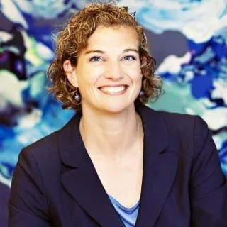  Lawyer Diana Lundin