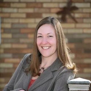  Lawyer Amanda Wieckowicz