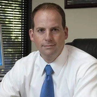  Lawyer Jason L. Hendren