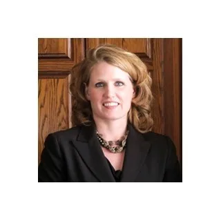 Lawyer Amy Davis Salladay