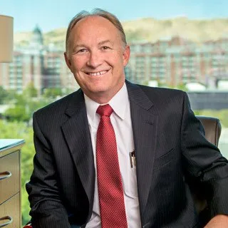  Lawyer Roger Henriksen